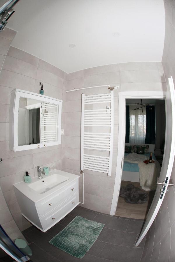 קארלובץ Apartman Lucija מראה חיצוני תמונה