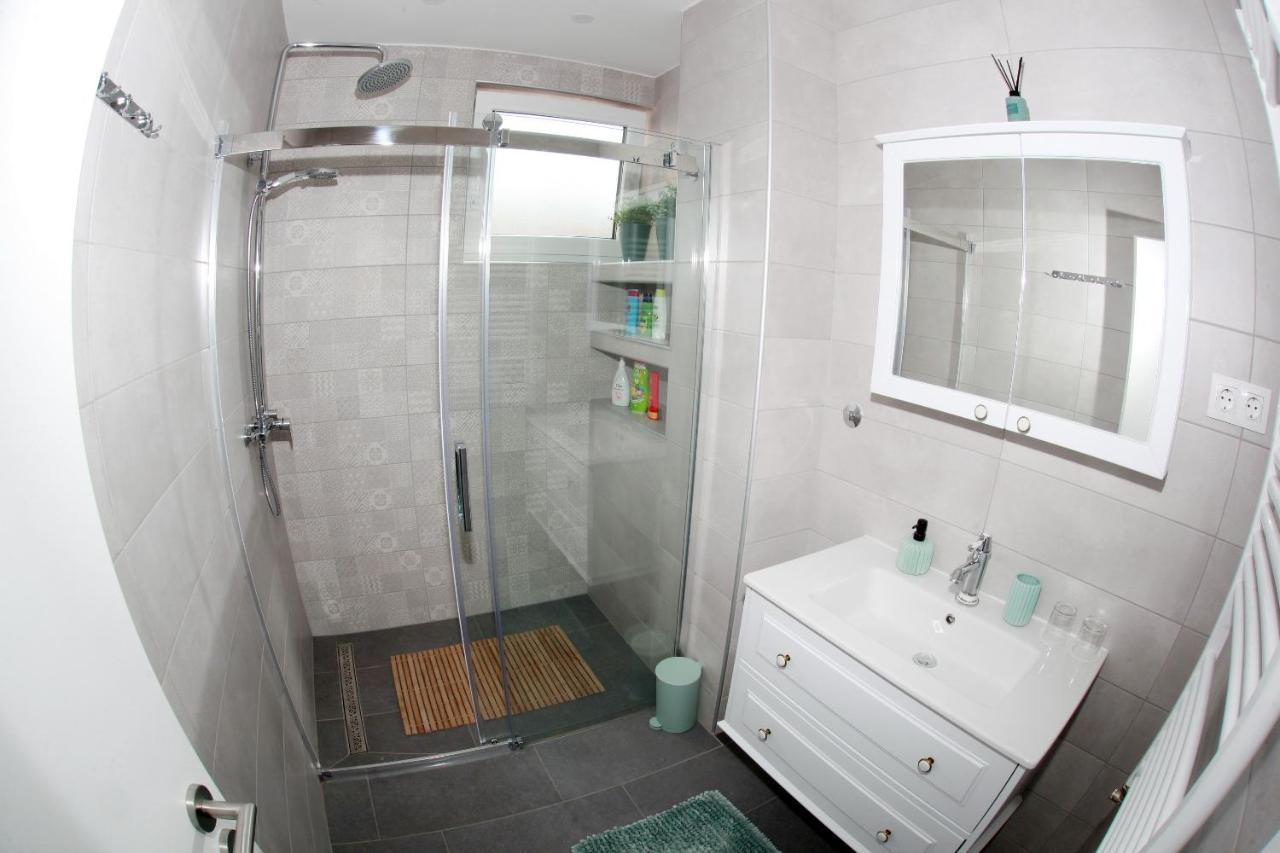 קארלובץ Apartman Lucija מראה חיצוני תמונה