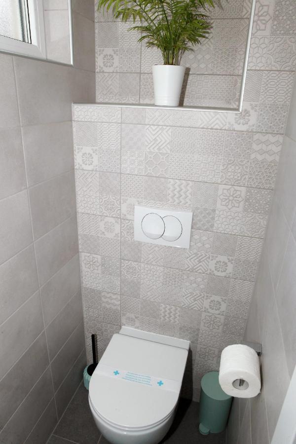קארלובץ Apartman Lucija מראה חיצוני תמונה